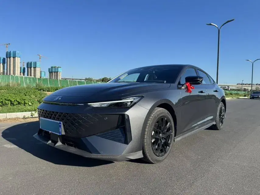 2024 ChangAn UNI-V 1.5T 188HP L4 7DCT