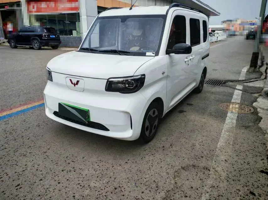 2025 WuLing ZhiGuang BEV 17.7KWH