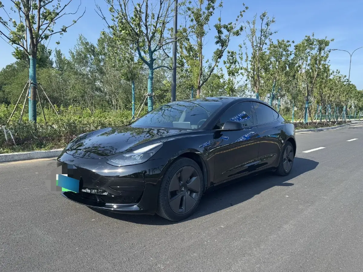 2022 Tesla Model 3 BEV 60KWH
