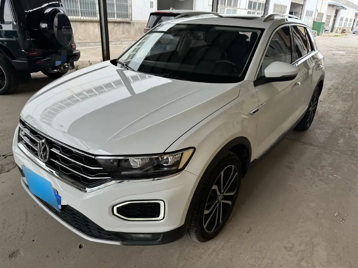 2020 Volkswagen T-Roc 1.4T 150HP L4 7DCT