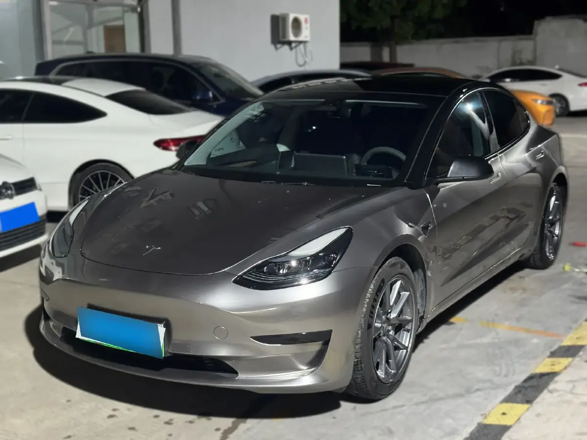 2022 Tesla Model 3 BEV 60KWH