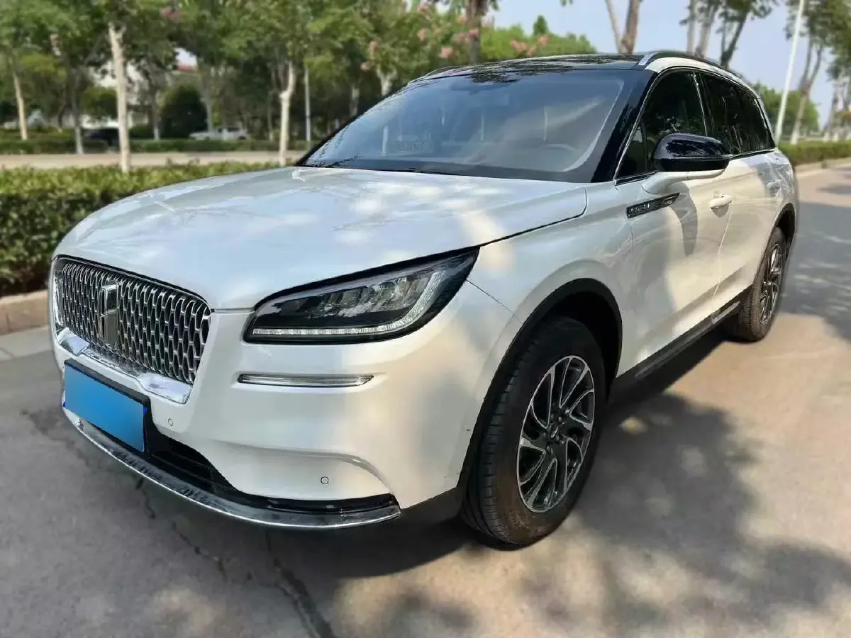 2020 Lincoln Corsair 2.0T 245HP L4 8AT