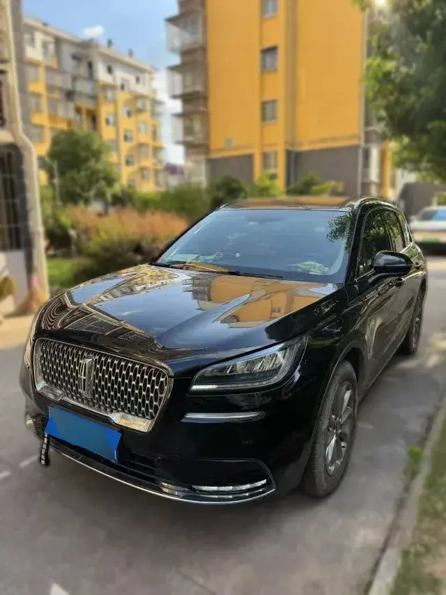 2020 Lincoln Corsair 2.0T 245HP L4 8AT
