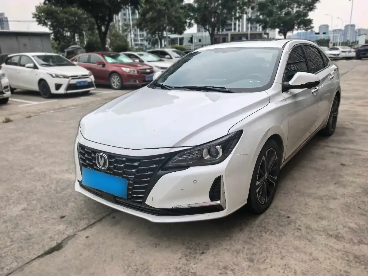 2022 ChangAn Raeton CC 1.5T 188HP L4 7DCT