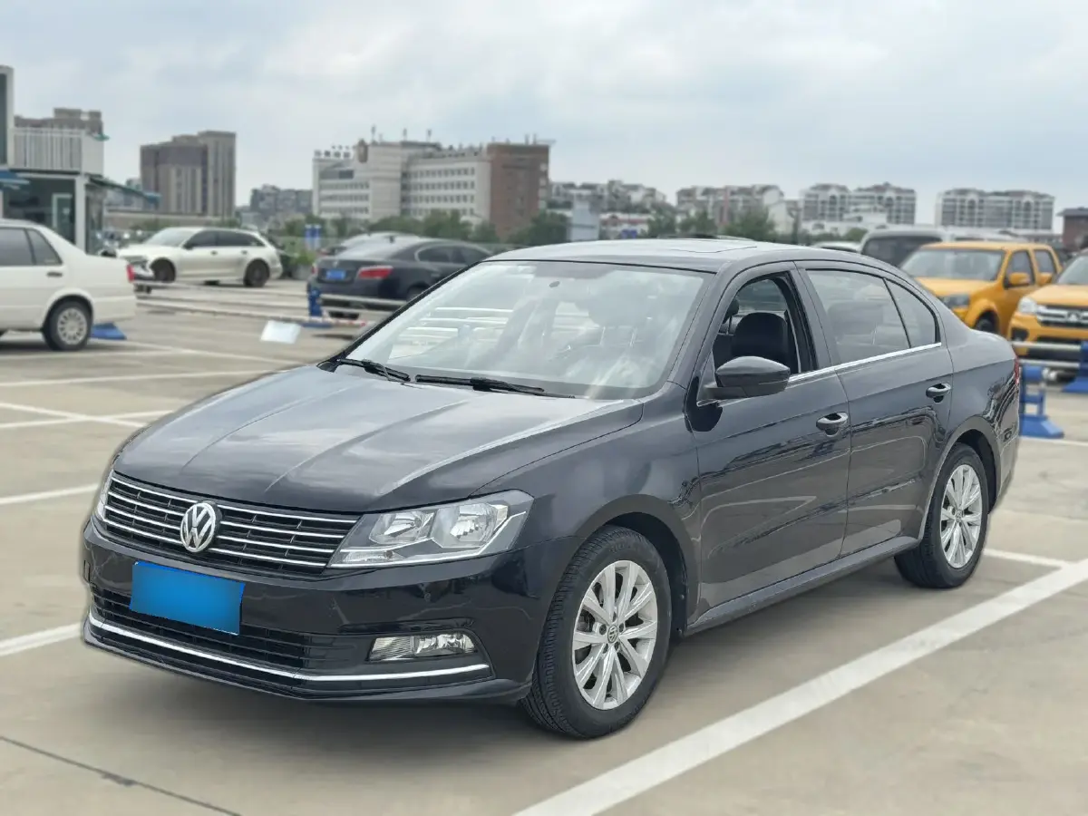 2017 Volkswagen Lavida 1.4T 131HP L4 5MT