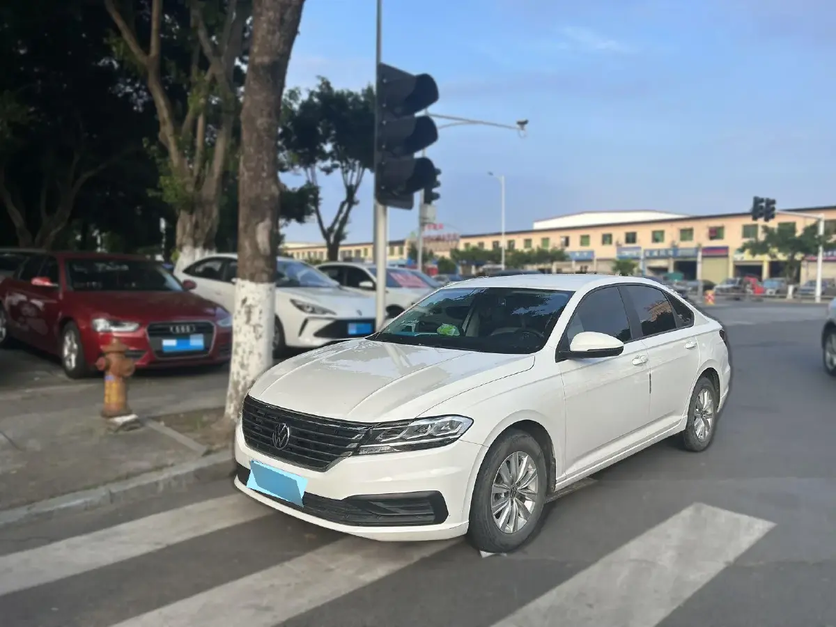 2021 Volkswagen Lavida 1.5L 113HP L4 6AT