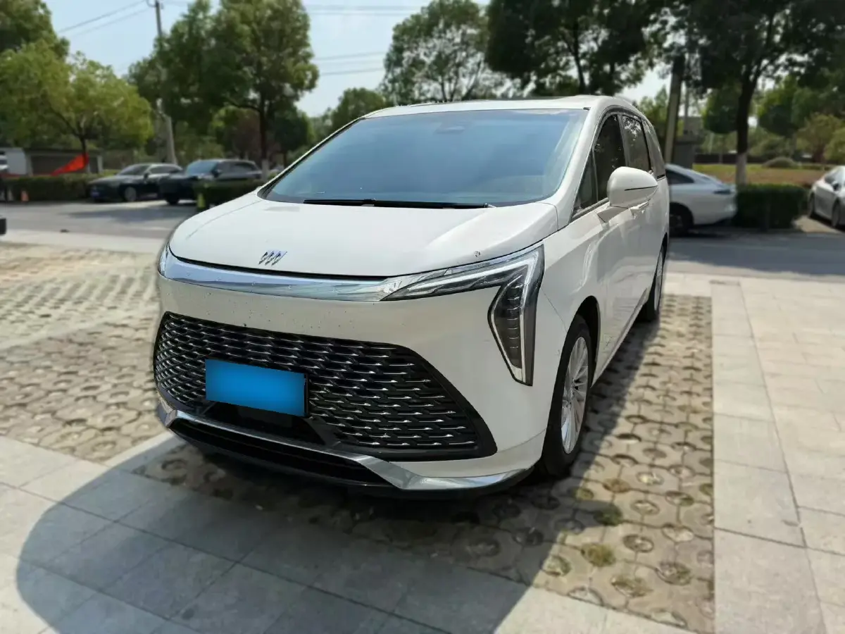 2025 Buick Century 2.0T 237HP L4 9AT