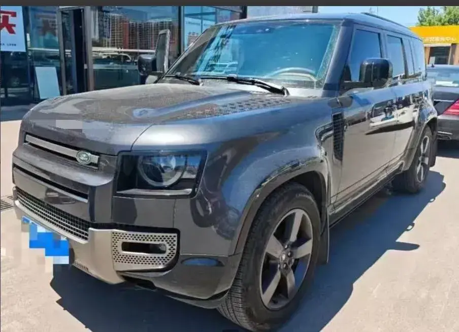 2024 Land Rover Defender 3.0T 400HP L6 8AT