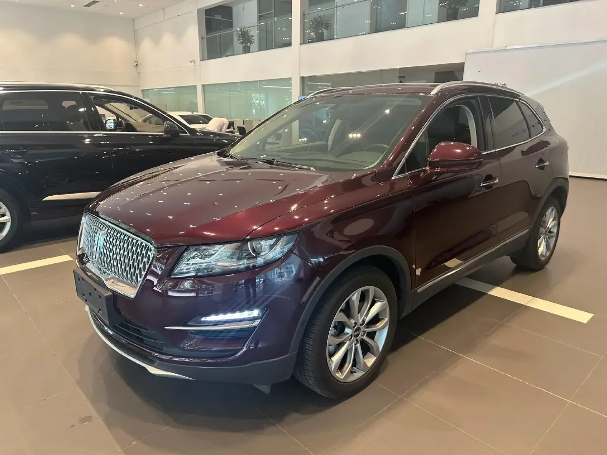 2019 Lincoln MKC 2.0T 253HP L4 6AT