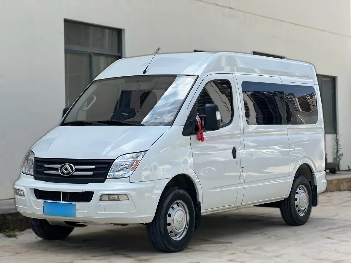 2021 MAXUS XinTu V80 2.0T 127HP L4 6MT
