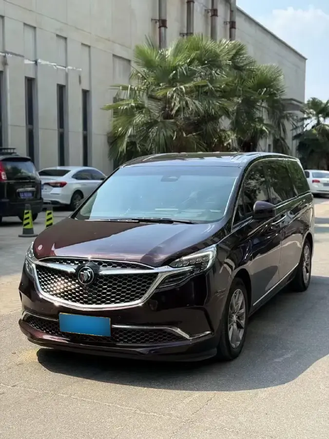 2022 Buick GL8 2.0T 237HP L4 9AT