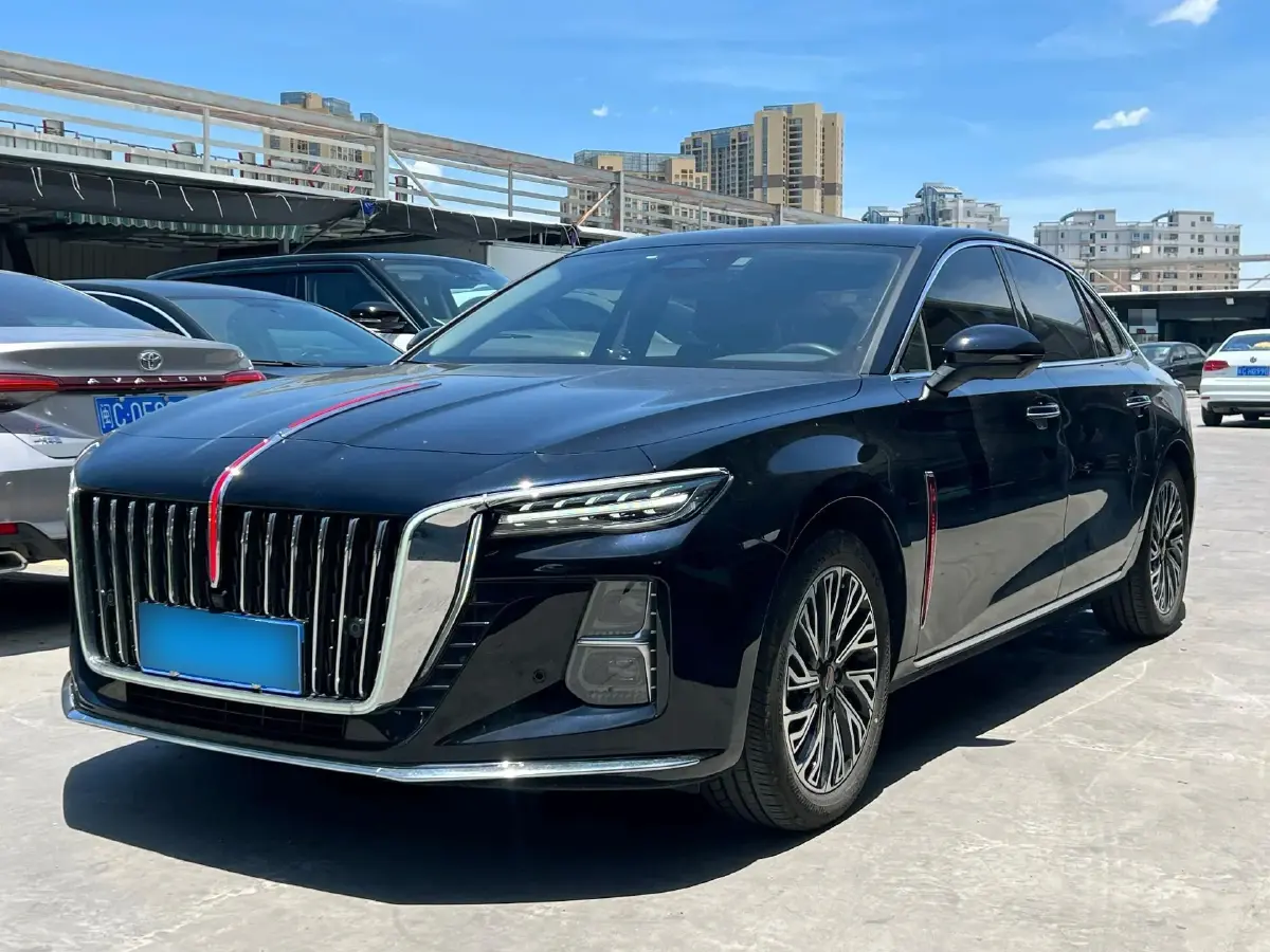 2024 HongQi H5 2.0T 224HP L4 8AT