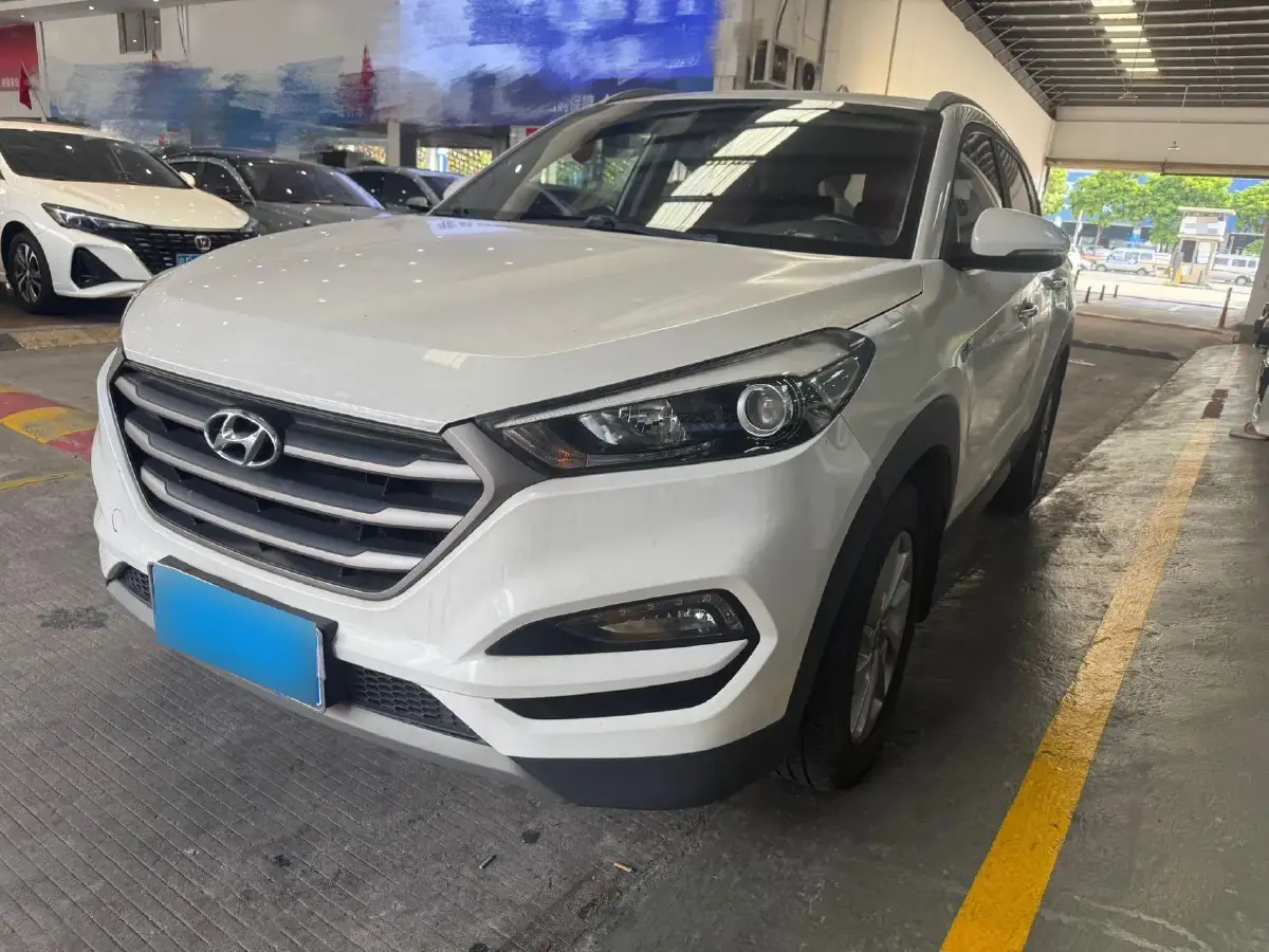 2015 Hyundai Tucson 1.6T 177HP L4 7DCT