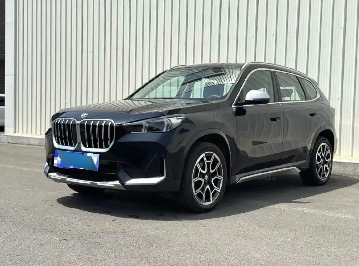 2023 BMW X1 2.0T 204HP L4 7DCT