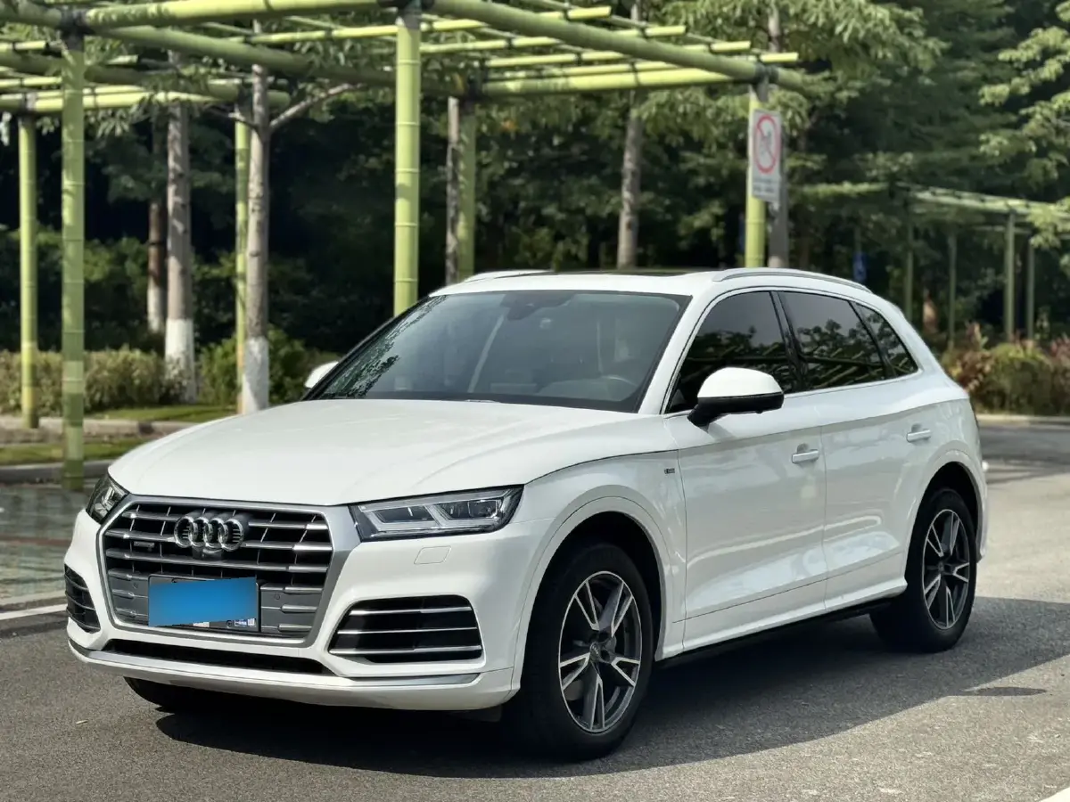 2020 Audi Q5L 2.0T 190HP L4 7DCT