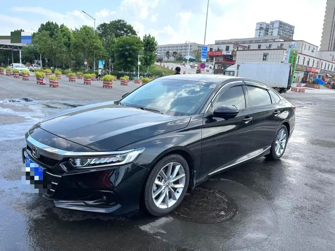 2022 Honda Accord 1.5T 194HP L4 CVT