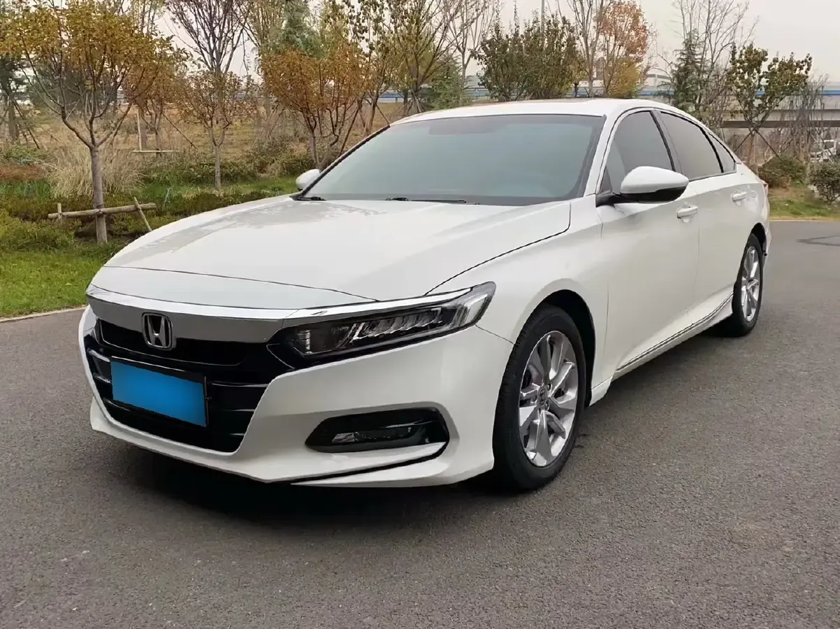 2022 Honda Accord 1.5T 194HP L4 CVT