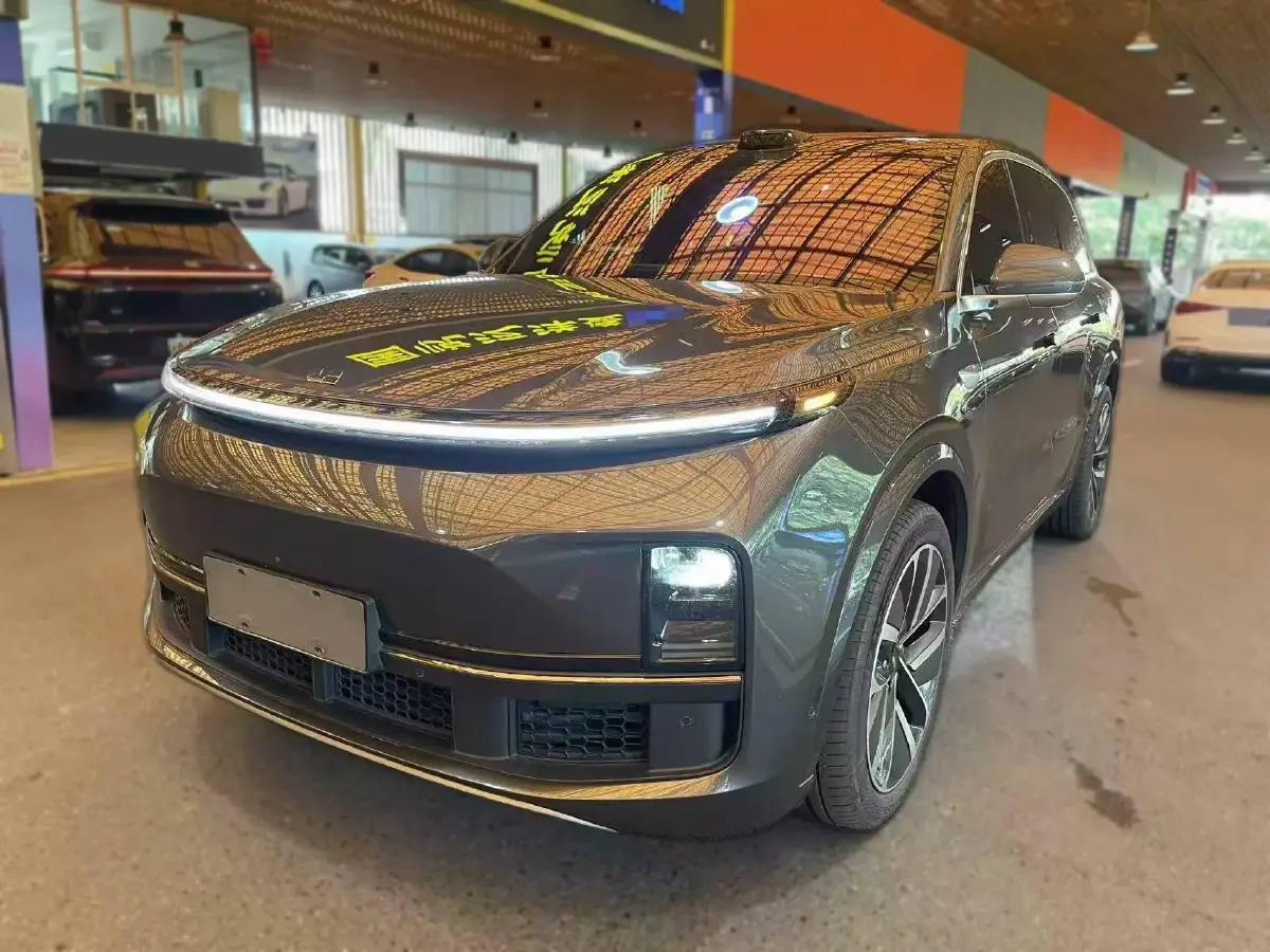 2023 Li L8 Range Extended 154HP REEV 40.9KWH