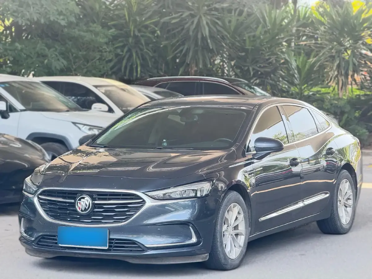 2021 Buick Larcosse 1.5T 169HP L4 9AT