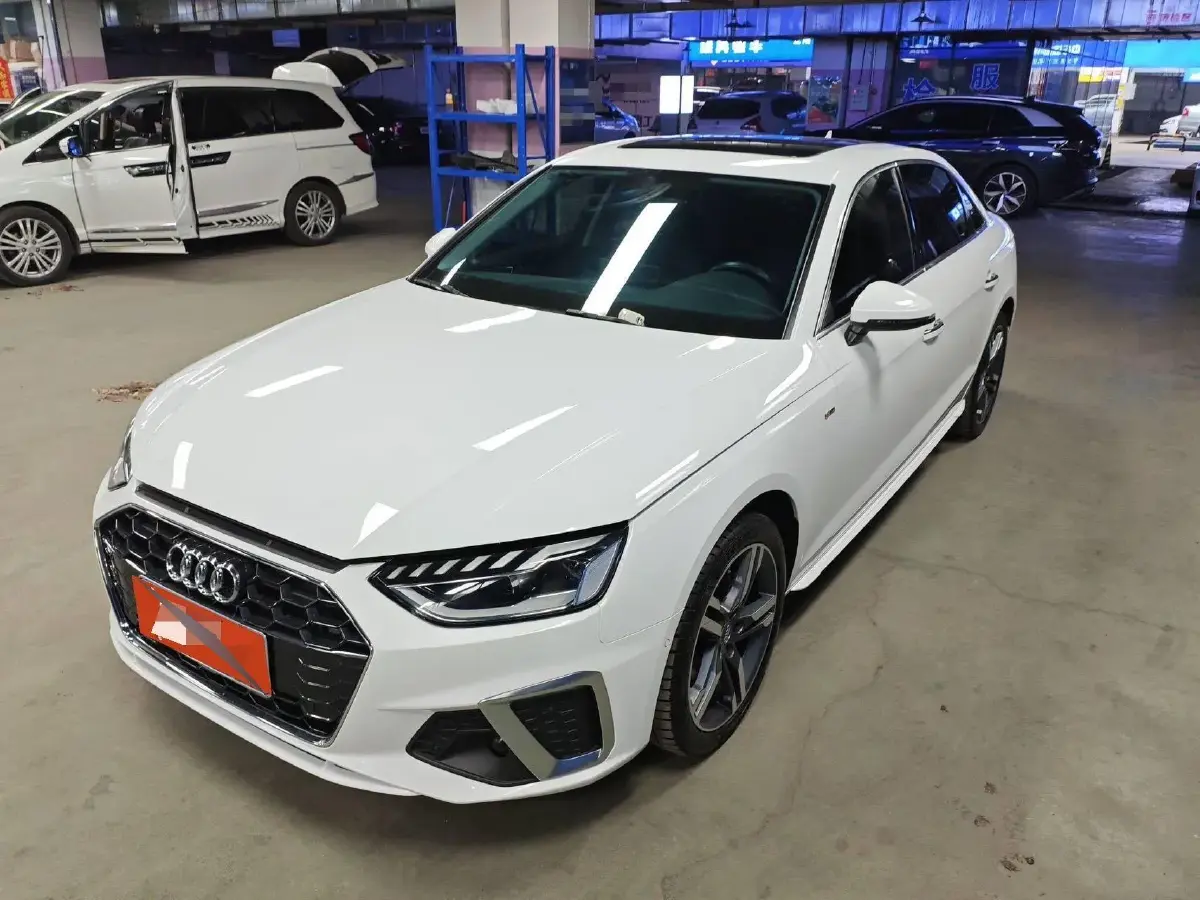 2020 Audi A4L 2.0T 150HP L4 7DCT
