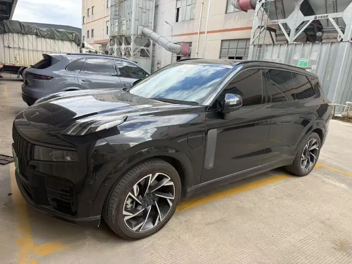 2021 LYNK&CO 09 EM-P 2.0T 254HP L4 8AT PHEV 18.83KWH