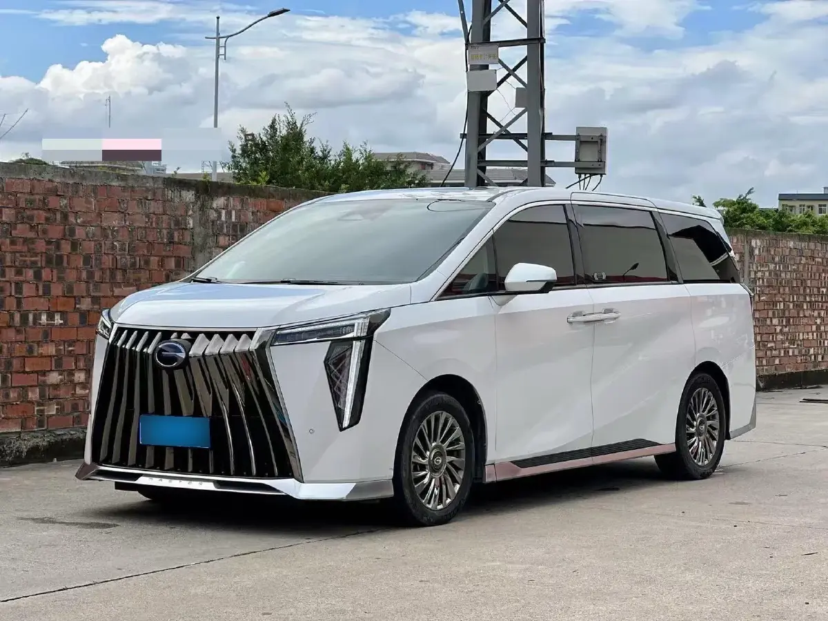 2023 GAC Trumpchi M8 2.0T 252HP L4 8AT