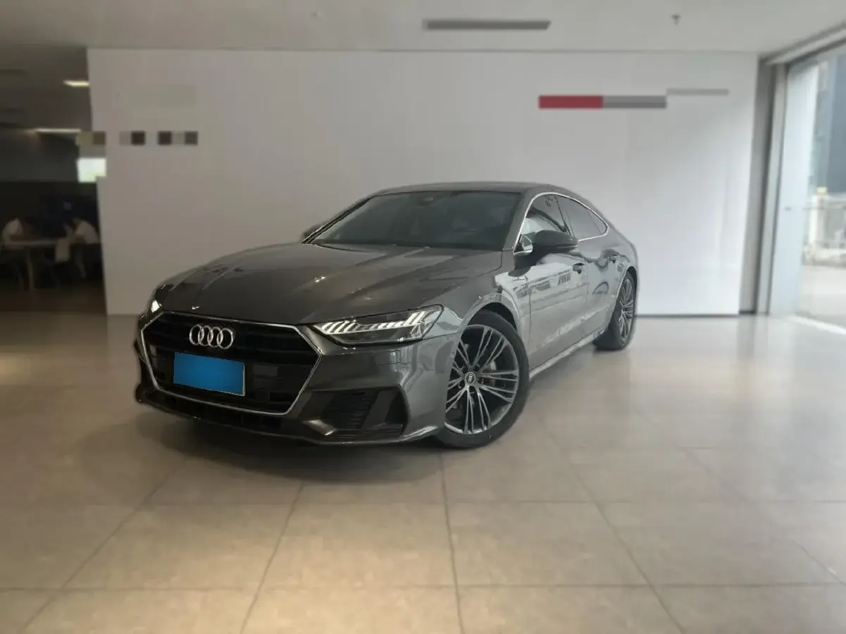 2022 Audi A7 2.0T 245HP L4 7DCT
