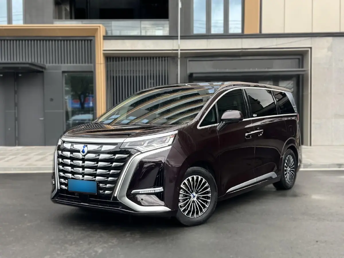 2024 Denza D9 1.5T 139HP L4 E-CVT PHEV 40KWH