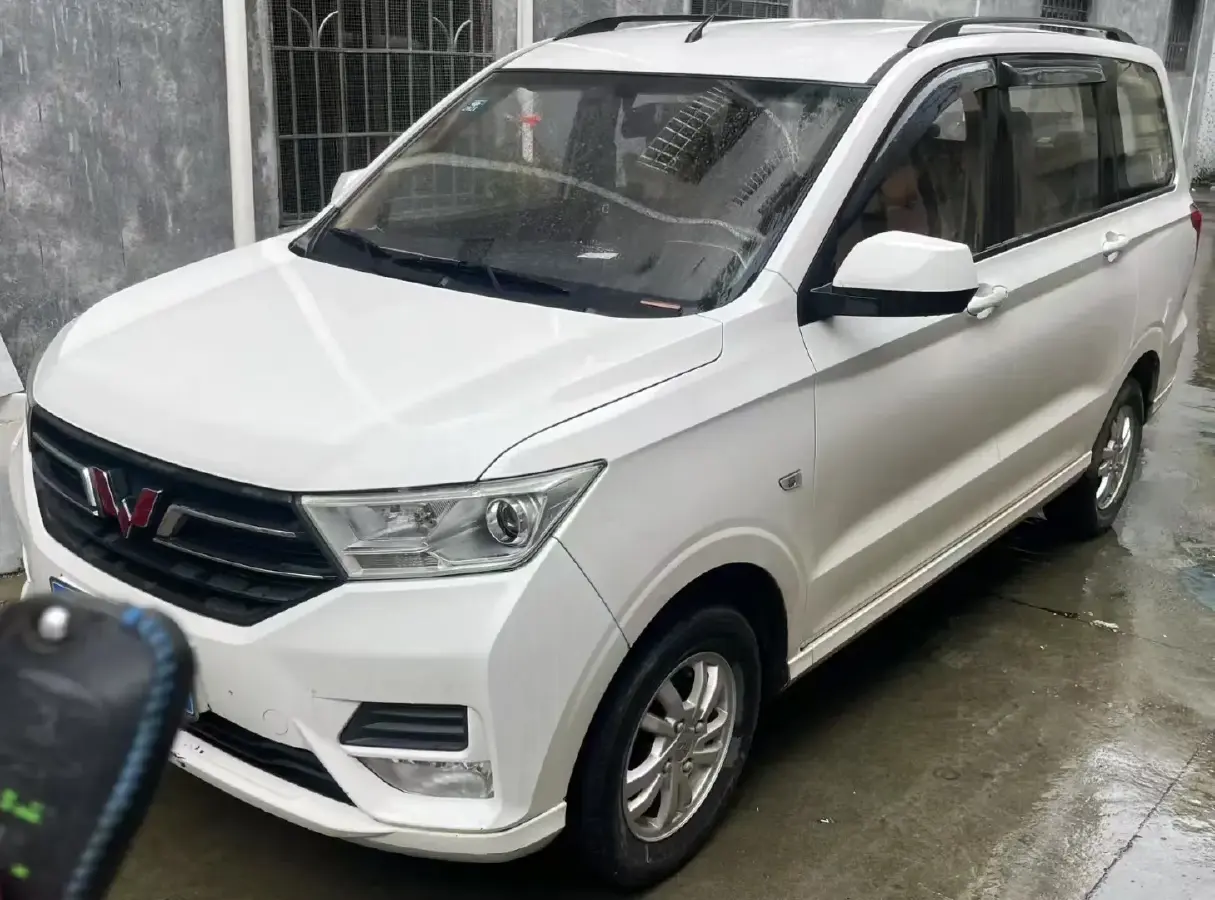 2018 WuLing HongGuang 1.5L 105HP L4 5MT