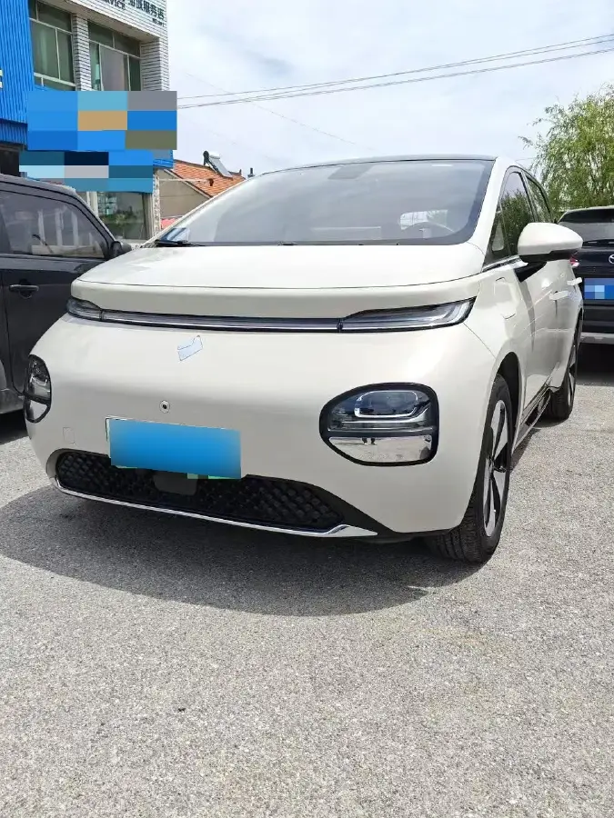 2023 BaoJun Cloud BEV 50.6KWH
