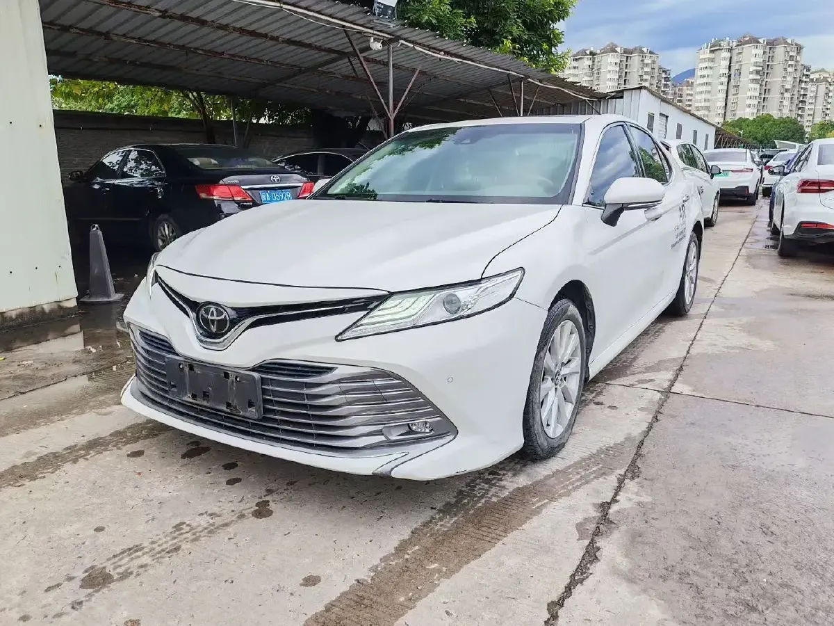 2019 Toyota Camry 2.0L 178HP L4 CVT