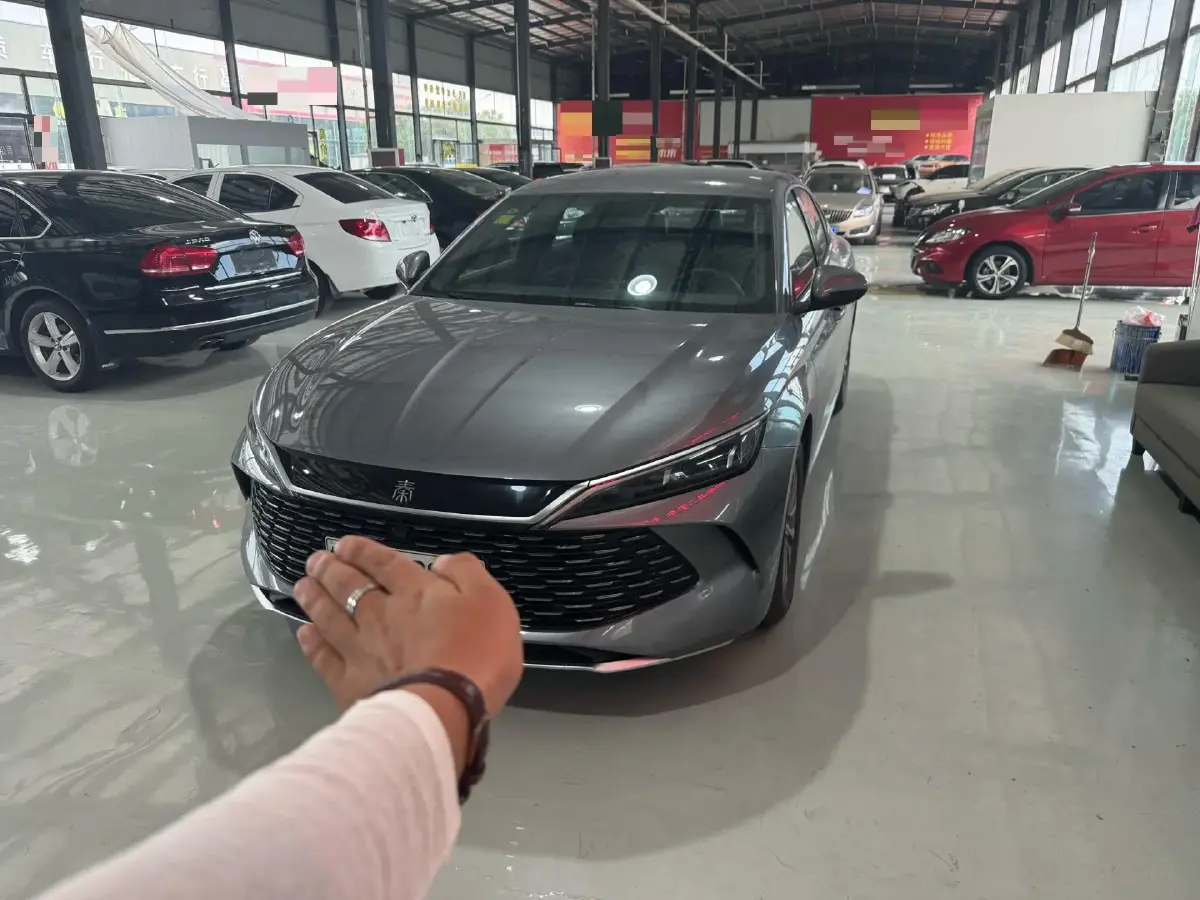 2024 BYD QinL 1.5L 101HP L4 E-CVT PHEV 10.08KWH