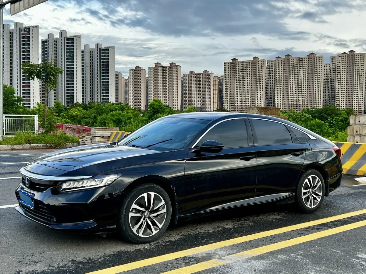 2022 Honda Inspire 2.0L 146HP L4 E-CVT Hybrid