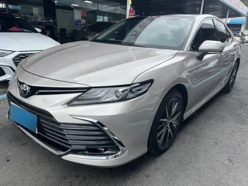 2021 Toyota Camry 2.5L 209HP L4 8AT