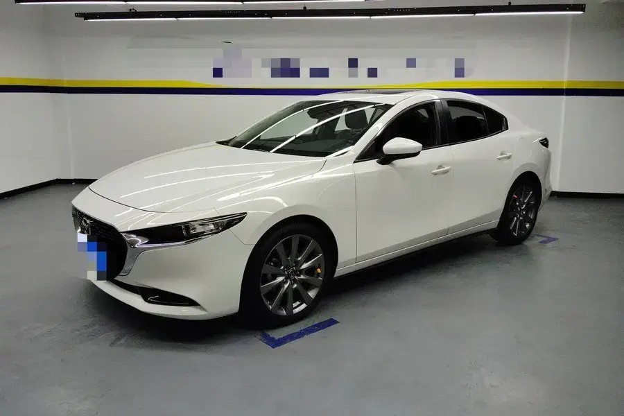 2021 Mazda 3 Axela 2.0L 158HP L4 6AT