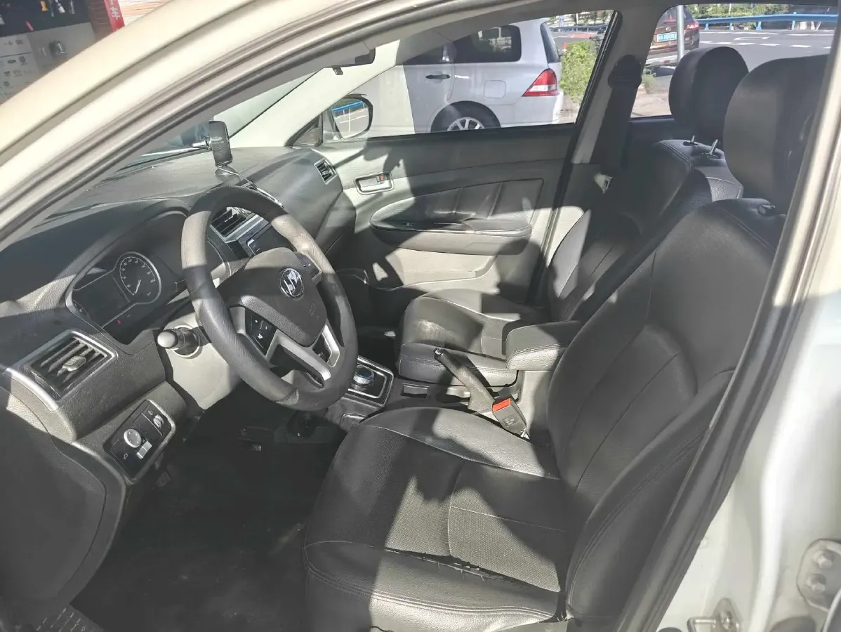 2018 LiFan 650EV BEV 43.1KWH,autocango,china used car exporter,china ev exporter,chinese used car exporter,chinese used ev exporter