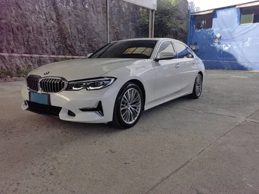 2020 BMW 3 Series 2.0T 184HP L4 8AT