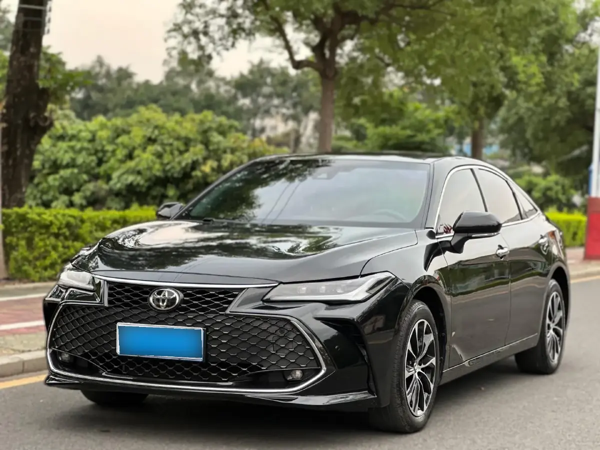 2022 Toyota Avalon 2.5L 209HP L4 8AT