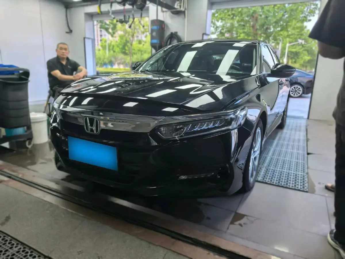 2018 Honda Accord 1.5T 194HP L4 CVT