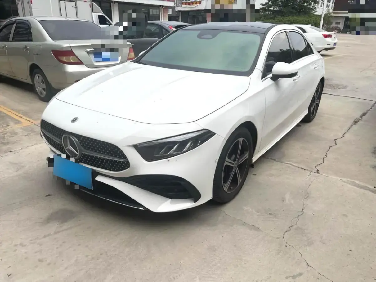 2023 Mercedes-Benz A Class 1.3T 163HP L4 7DCT