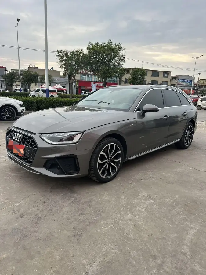 2021 Audi A4 2.0T 204HP L4 7DCT