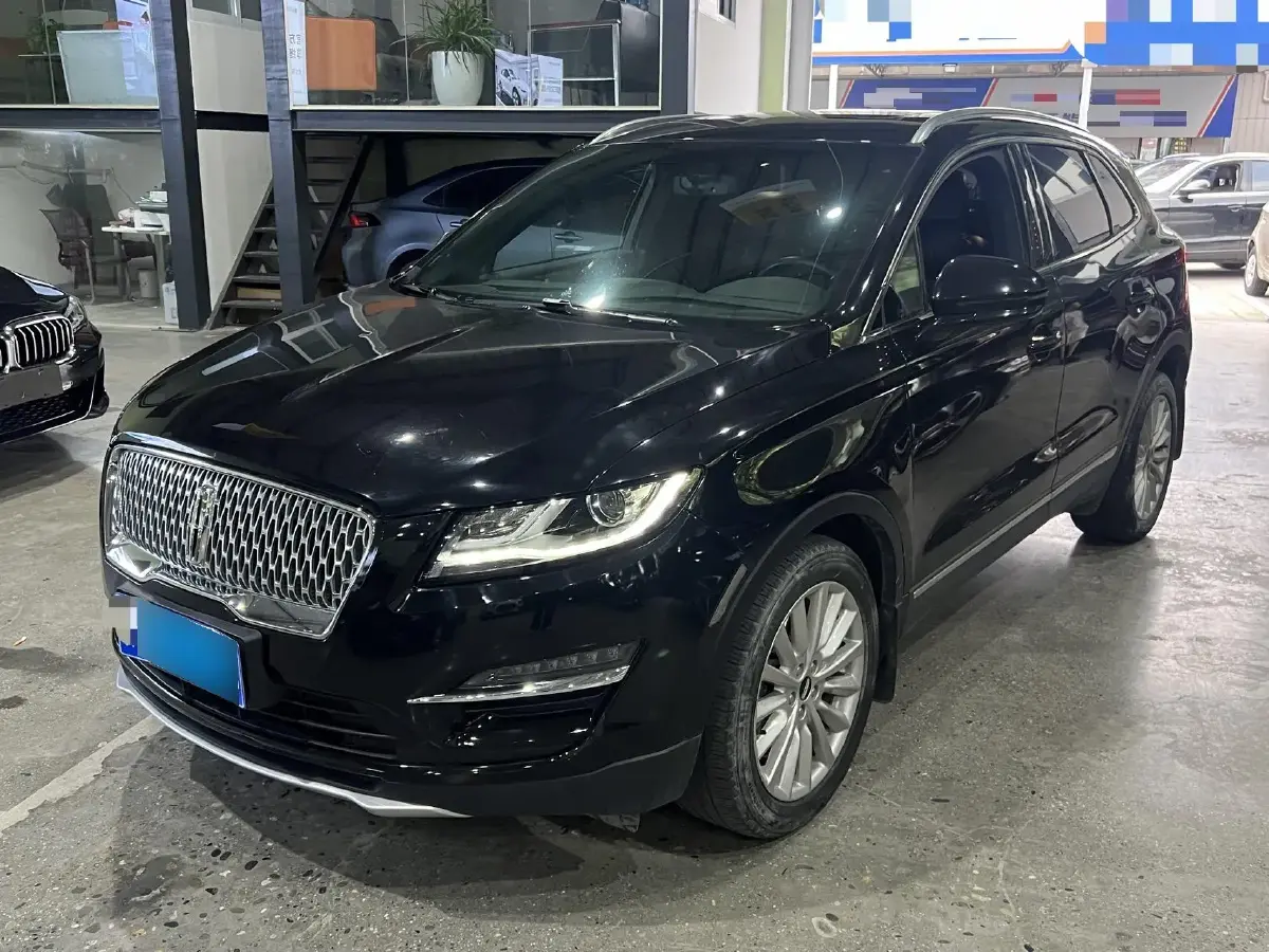 2019 Lincoln MKC 2.0T 203HP L4 6AT