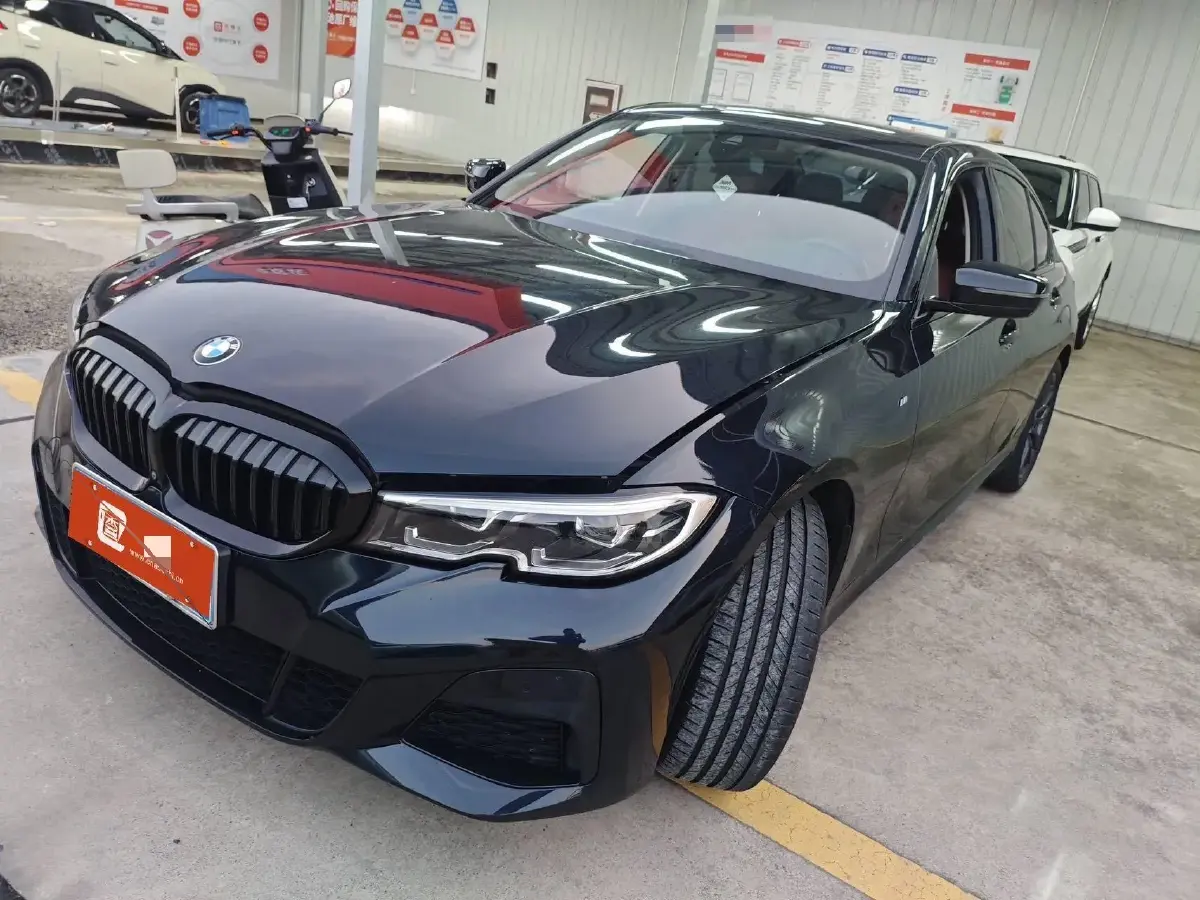 2021 BMW 3 Series 2.0T 184HP L4 8AT