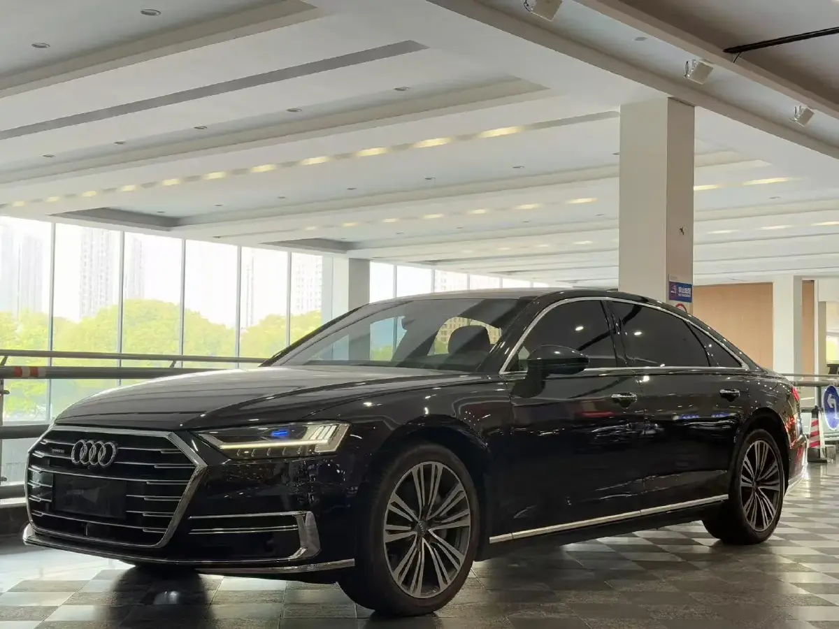 2019 Audi A8 3.0T 340HP V6 8AT