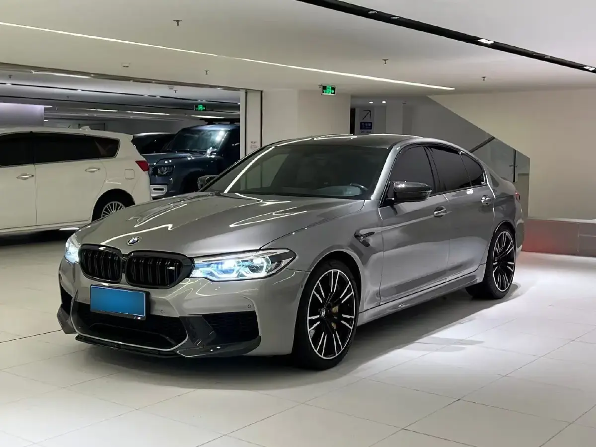 2021 BMW M5 4.4T 600HP V8 8AT 2021 BMW M5 4.4T 600HP V8 8AT