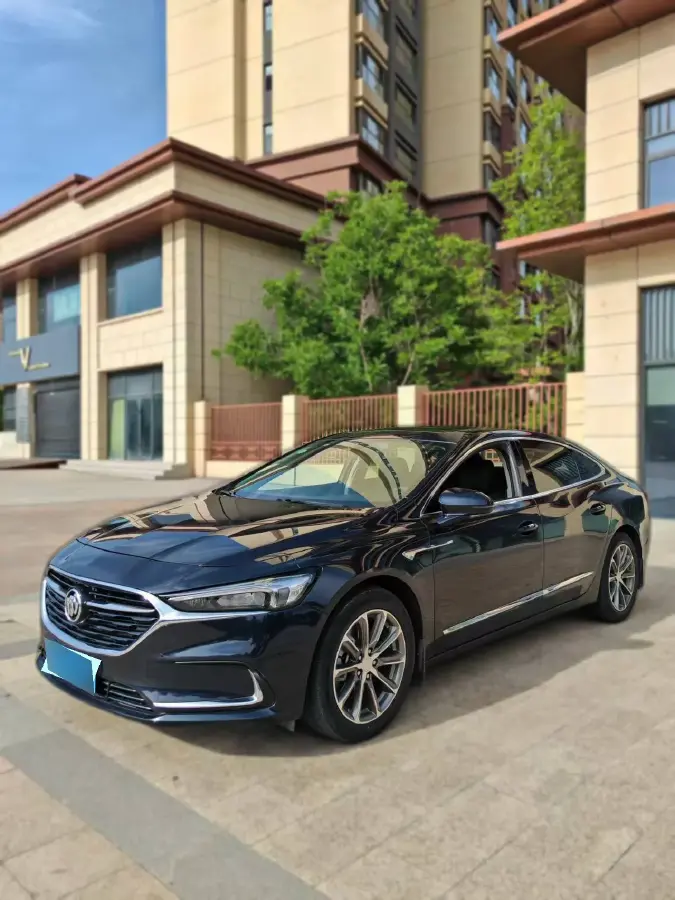 2020 Buick Larcosse 2.0T 237HP L4 9AT
