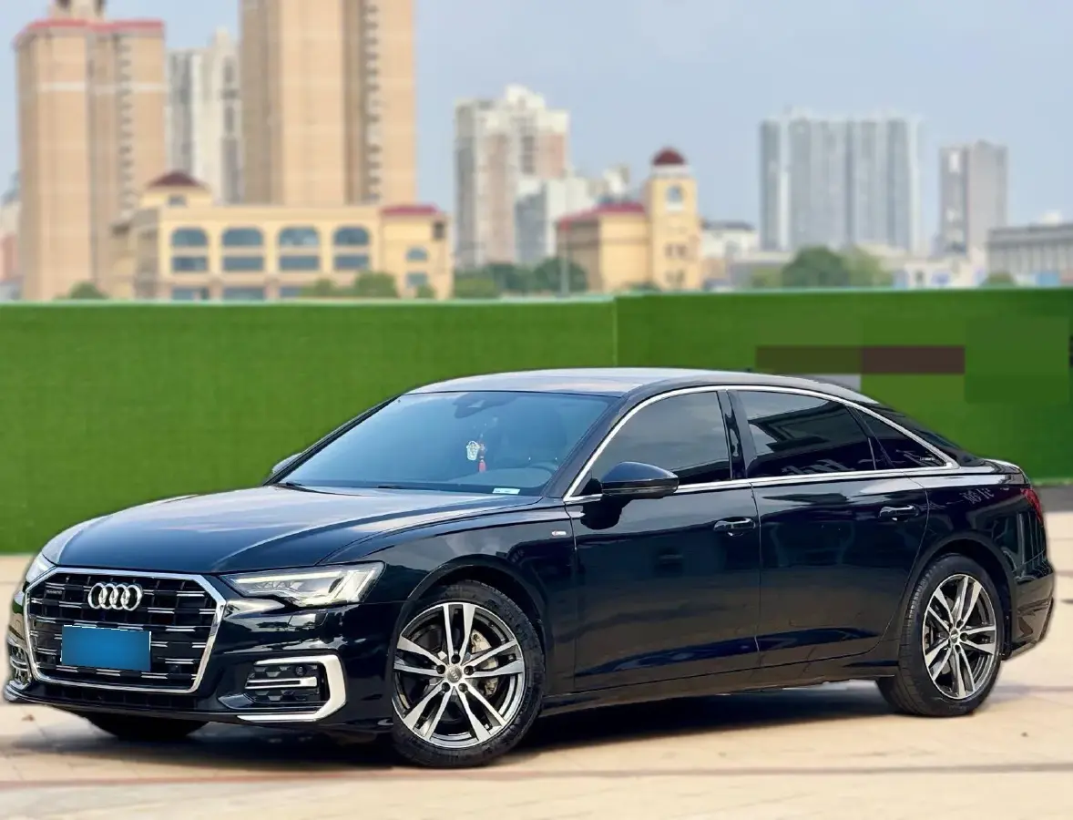 2020 Audi A6L 2.0T 190HP L4 7DCT