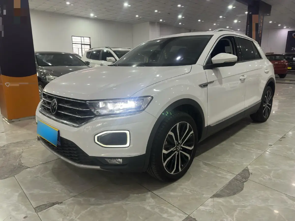 2021 Volkswagen T-Roc 1.4T 150HP L4 7DCT