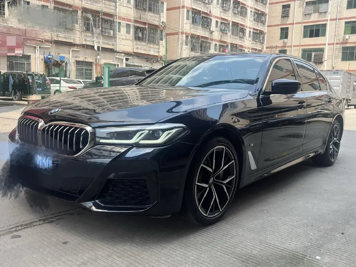 2023 BMW 5 Series 2.0T 245HP L4 8AT