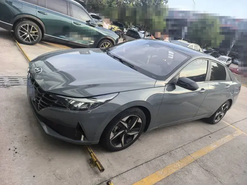 2021 Hyundai Elantra 1.5L 115HP L4 CVT